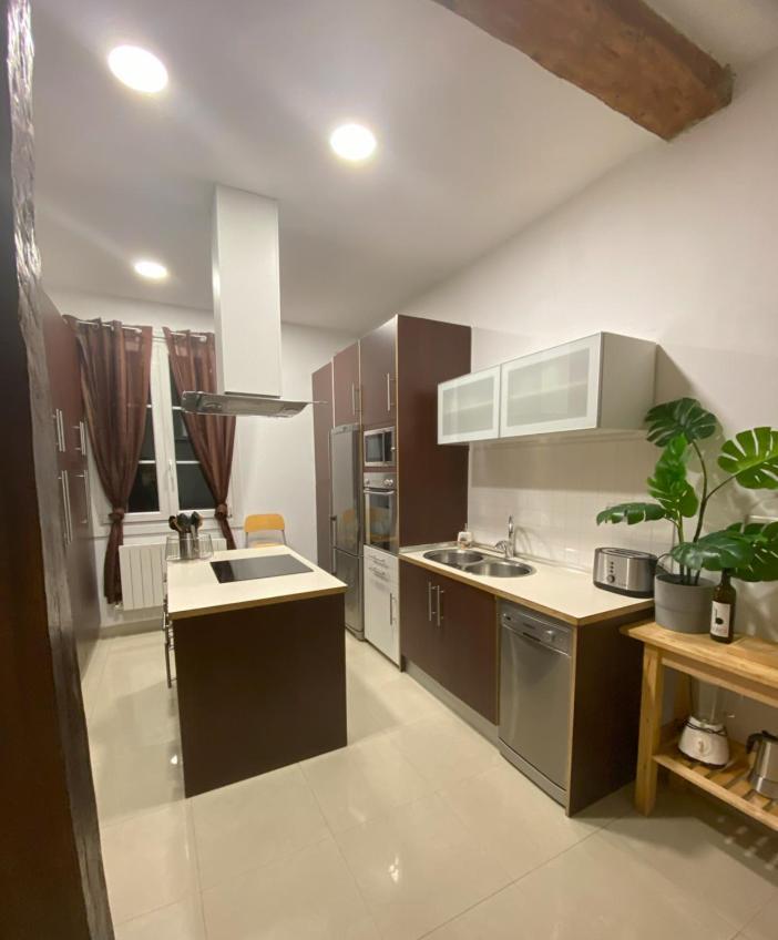 Bailen Vivienda Turistica Reformada Apartment Bilbao Ngoại thất bức ảnh