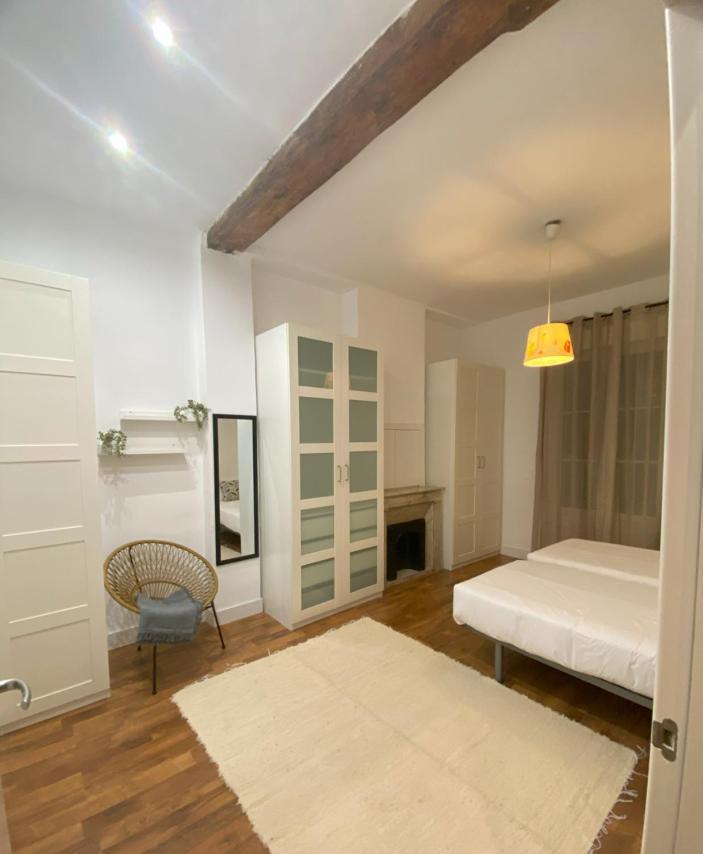 Bailen Vivienda Turistica Reformada Apartment Bilbao Ngoại thất bức ảnh
